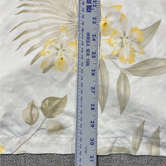 Tommy Bahama Mens Size L 100% Silk Short Sleeve Floral Shirt - Picture 5 of 7